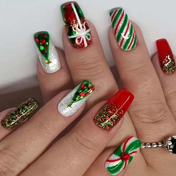 24pcs Red & Green Sparkling Christmas Press-On Nails Set - Picture 1 of 6